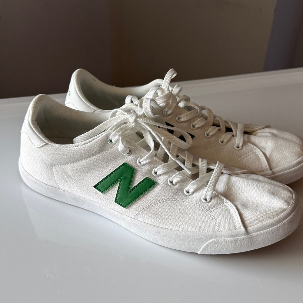New Balance 210 Series White Green Logo Unisex  AM210WSS